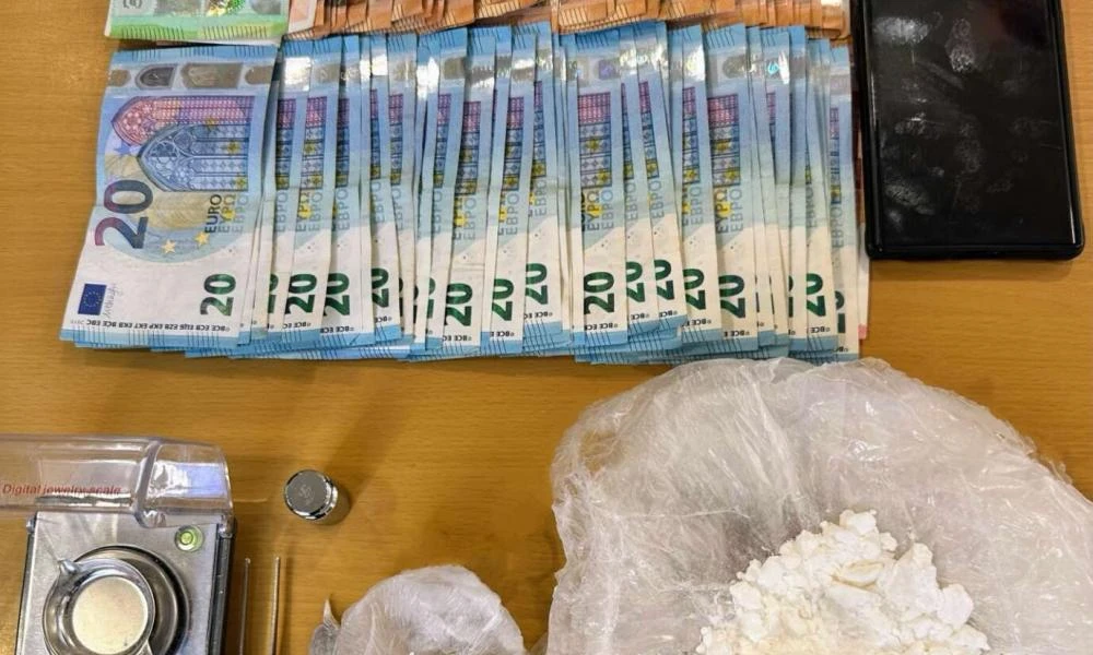 Χειροπέδες σε καταστηματάρχη εστίασης στη Μυτιλήνη για διακίνηση ναρκωτικών